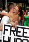 free-hugs.jpg